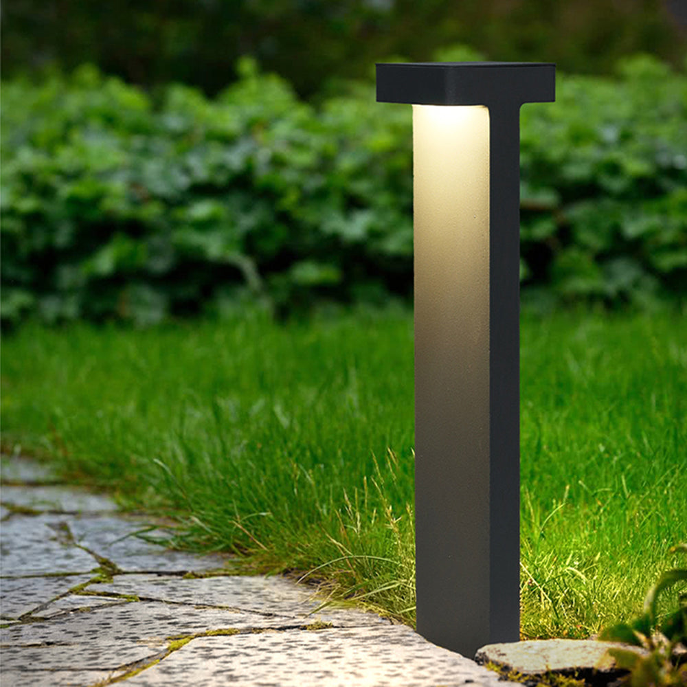 Ray Modern Metal T-Shaped Solar Outdoor Path Light, Black - Neutralighting