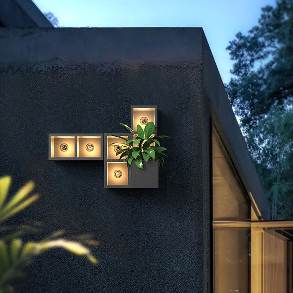 Ray Modern Cube Square Metal/Glass Outdoor Wall Lamp, Black - Neutralighting