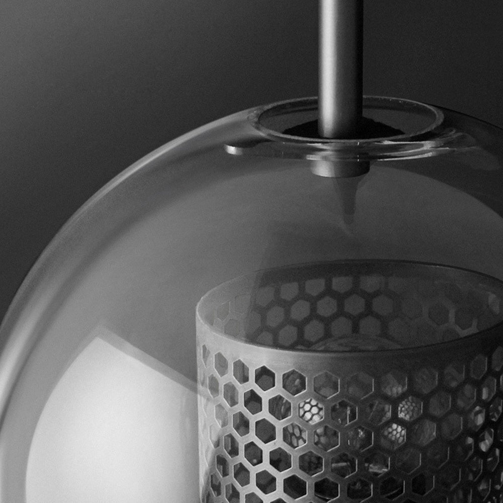 Kiri Industrial Classy Global Clear Glass Wall Lamp - Neutralighting