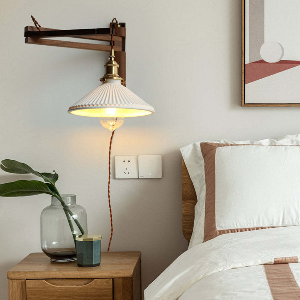 Muto Vintage Dome Ceramic/Wood Wall Lamp, Walnut/Wood/Clear - Neutralighting