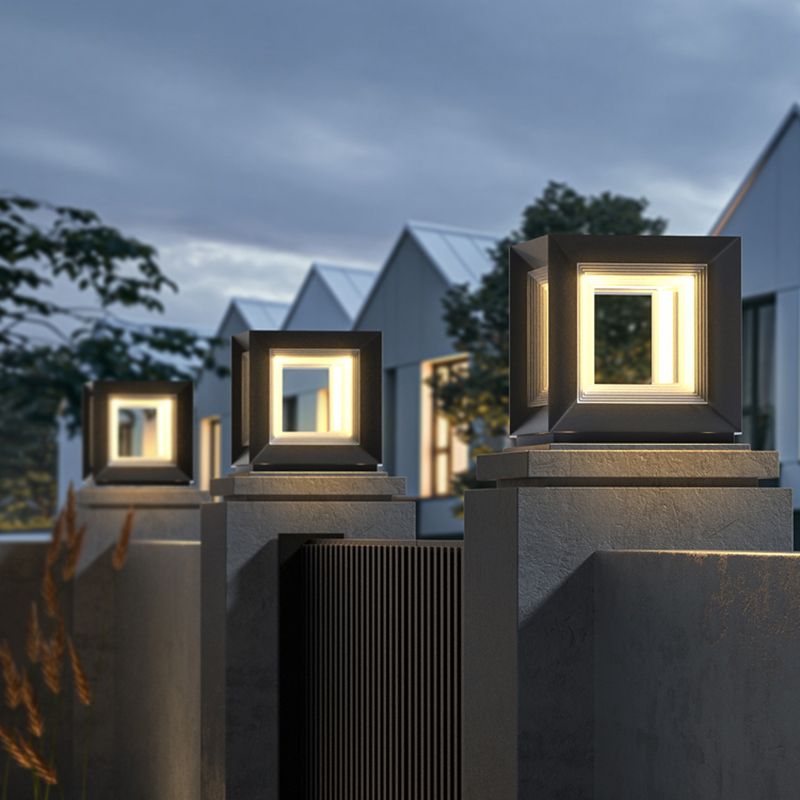 Ray Contemporary LED Cube Metal Outdoor Lamps, Black - Neutralighting