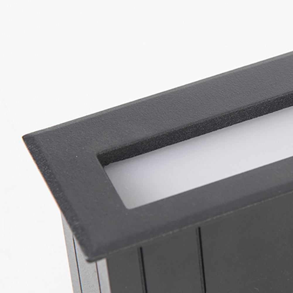 Ray Modern Metal Rectangular Outdoor Deck/Step Light, Black