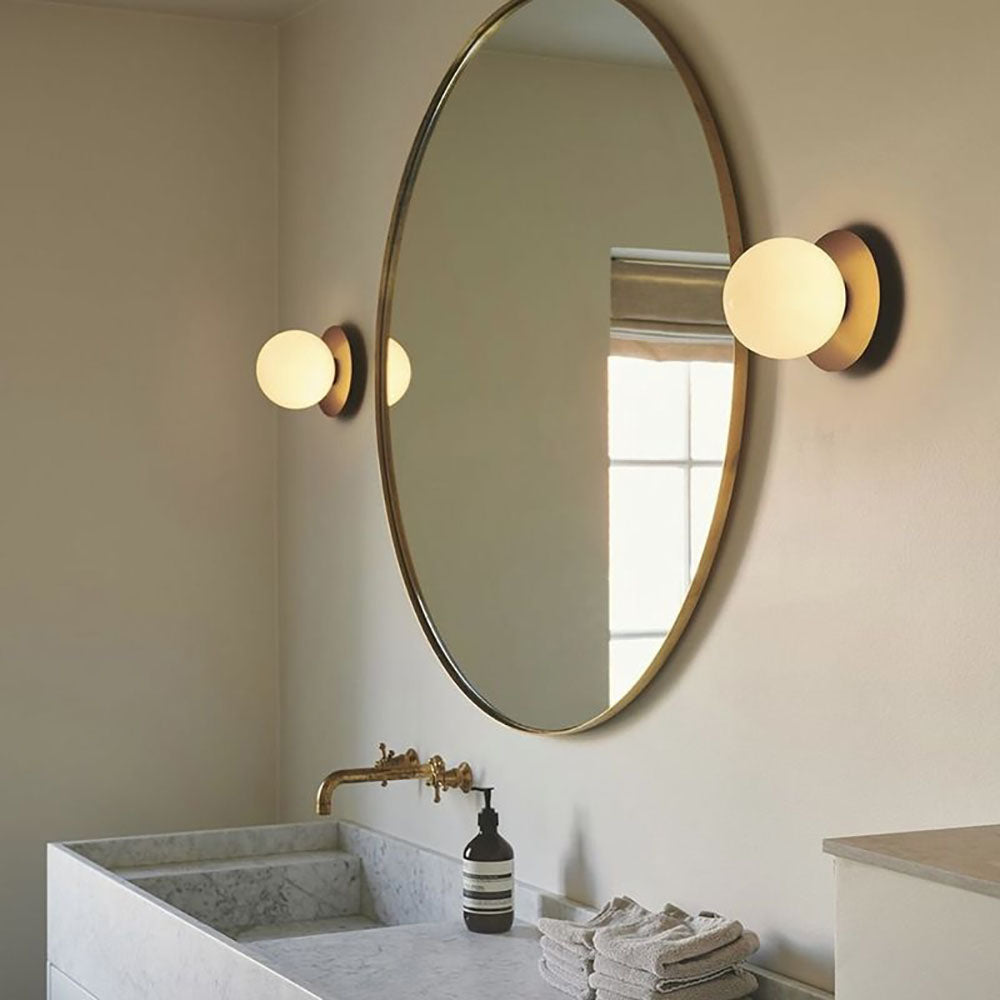 Melo Wall Lamp Chic Sphere Glass - Neutralighting