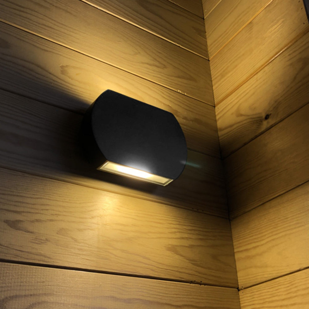 Ray Minimalist Geometric Metal Outdoor Wall Lamp, Black/Grey - Neutralighting
