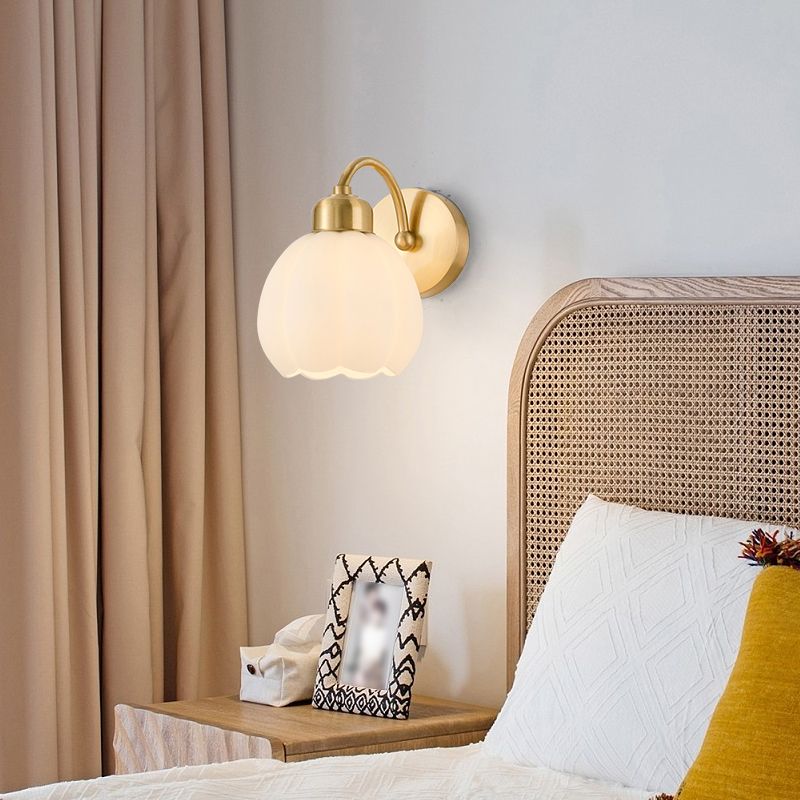 Valentina Nordic Flower Vanity Glass Metal Wall Lamp, Gold/Ivory - Neutralighting