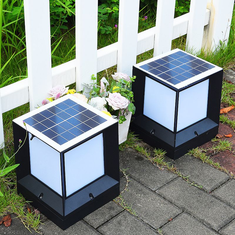 Ray Modern Simple Rectangle Metal Outdoor Floor Lamp, Black - Neutralighting