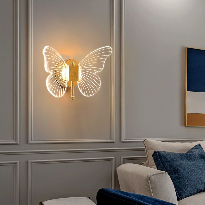 Arisha Cute Butterfly Metal Wall Lamp, Gold - Neutralighting