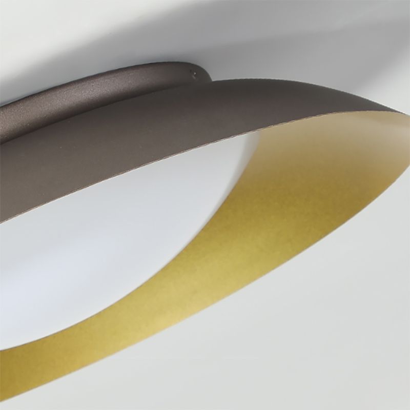 Arisha Round Metal Flush Mount Ceiling Light, Brass - Neutralighting