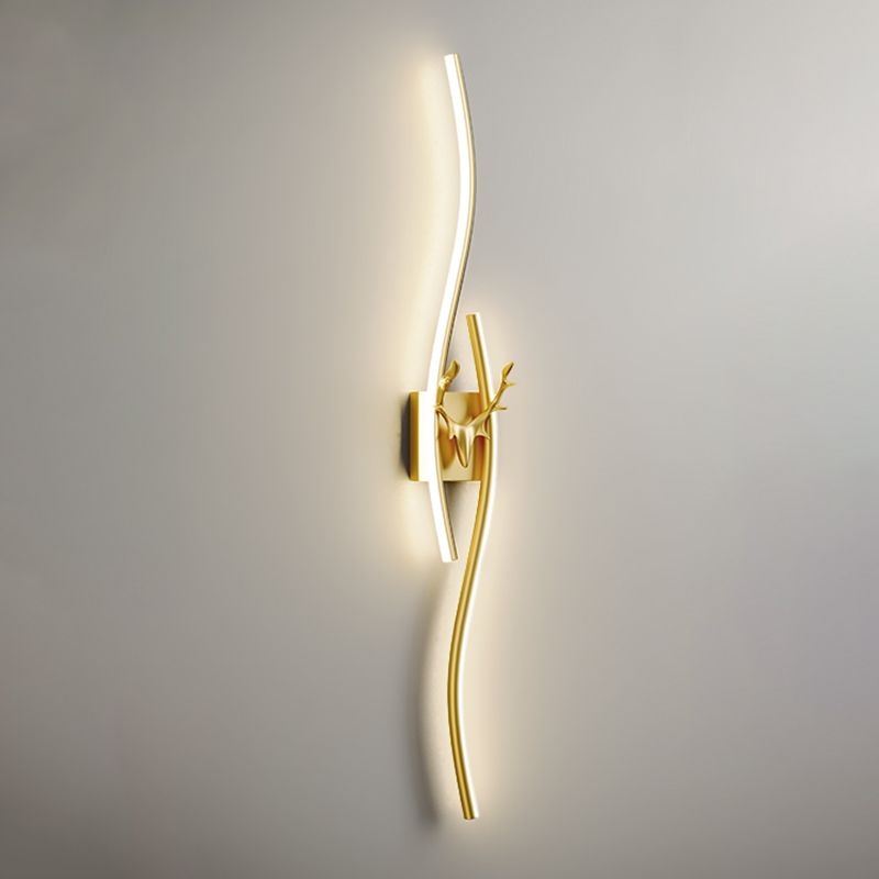 Arisha Modern Linear Metal Vanity LED Wall Lamp, Black/Gold - Neutralighting