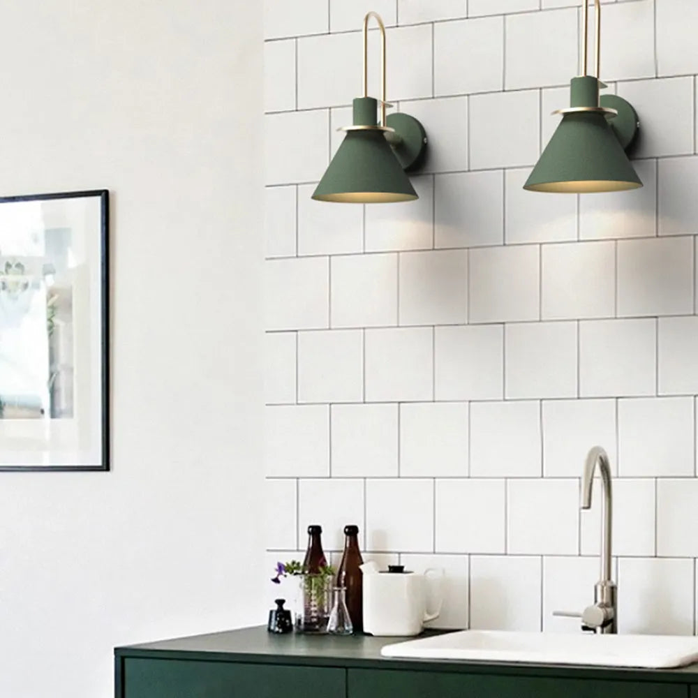 Valentina Vintage Horn Shape Metal Wall Lamp, Living room/Bedroom/Bathroom - Neutralighting