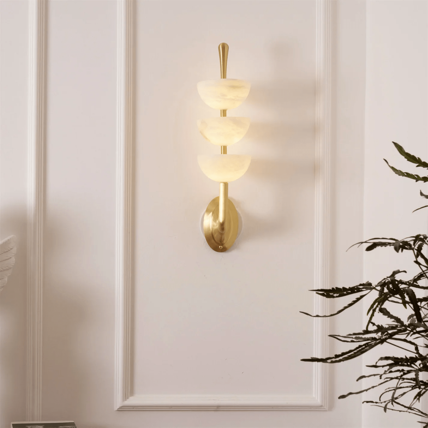 Ulmiraris Alabaster Wall Light - Neutralighting