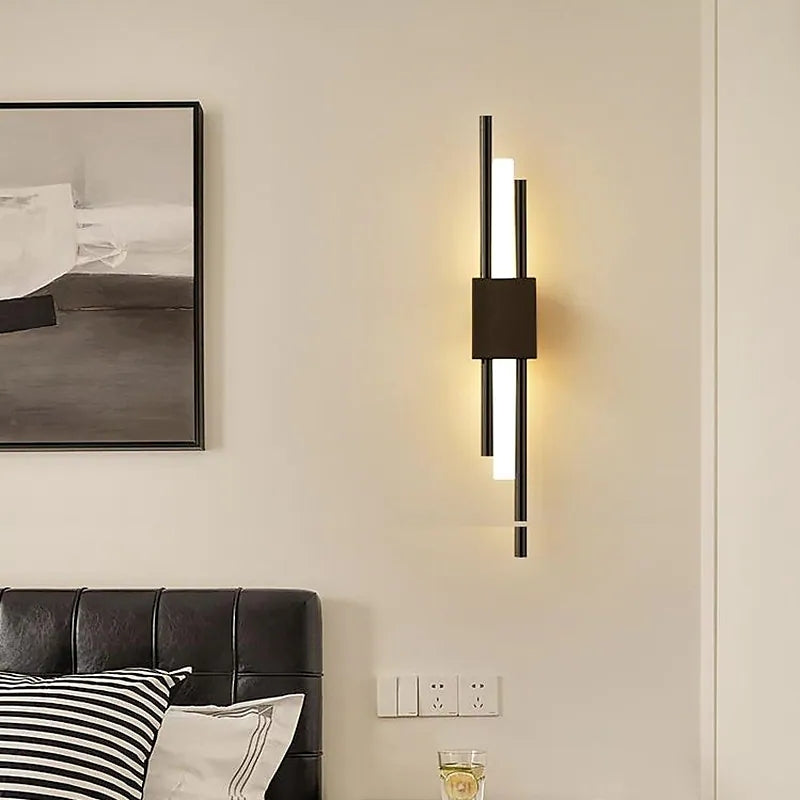 Dune Modern Bar Metal LED Wall Lamp, Black/Gold - Neutralighting