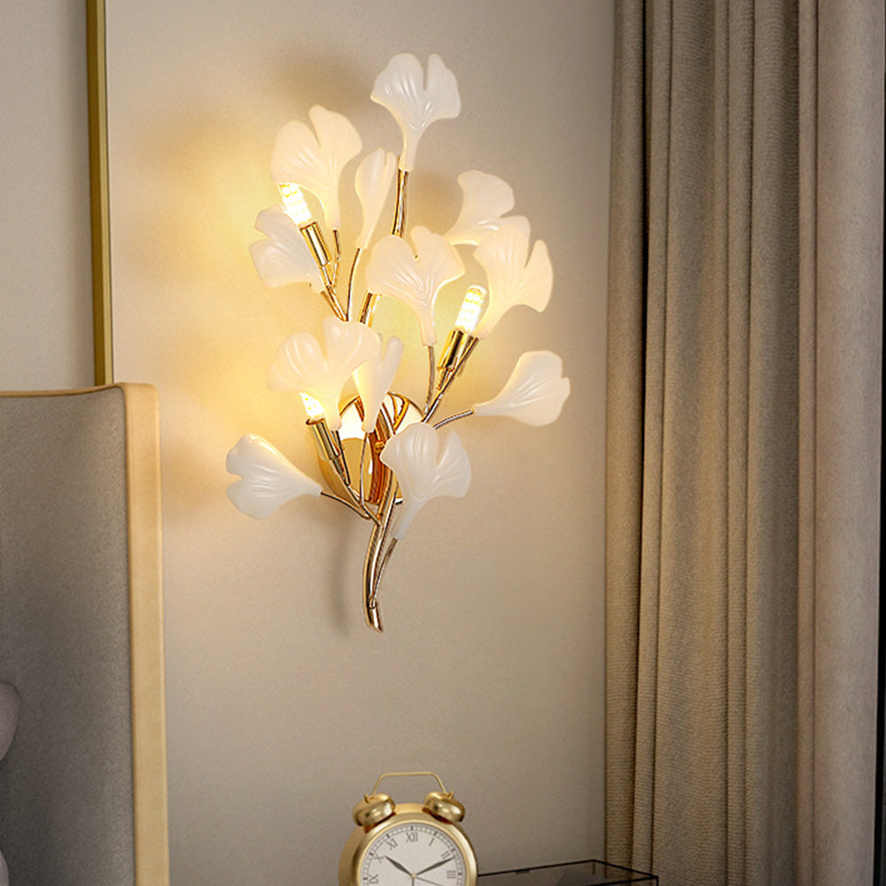 Olivia Decorative Flower in Golden White Ceramic Wall Lamp - Neutralighting