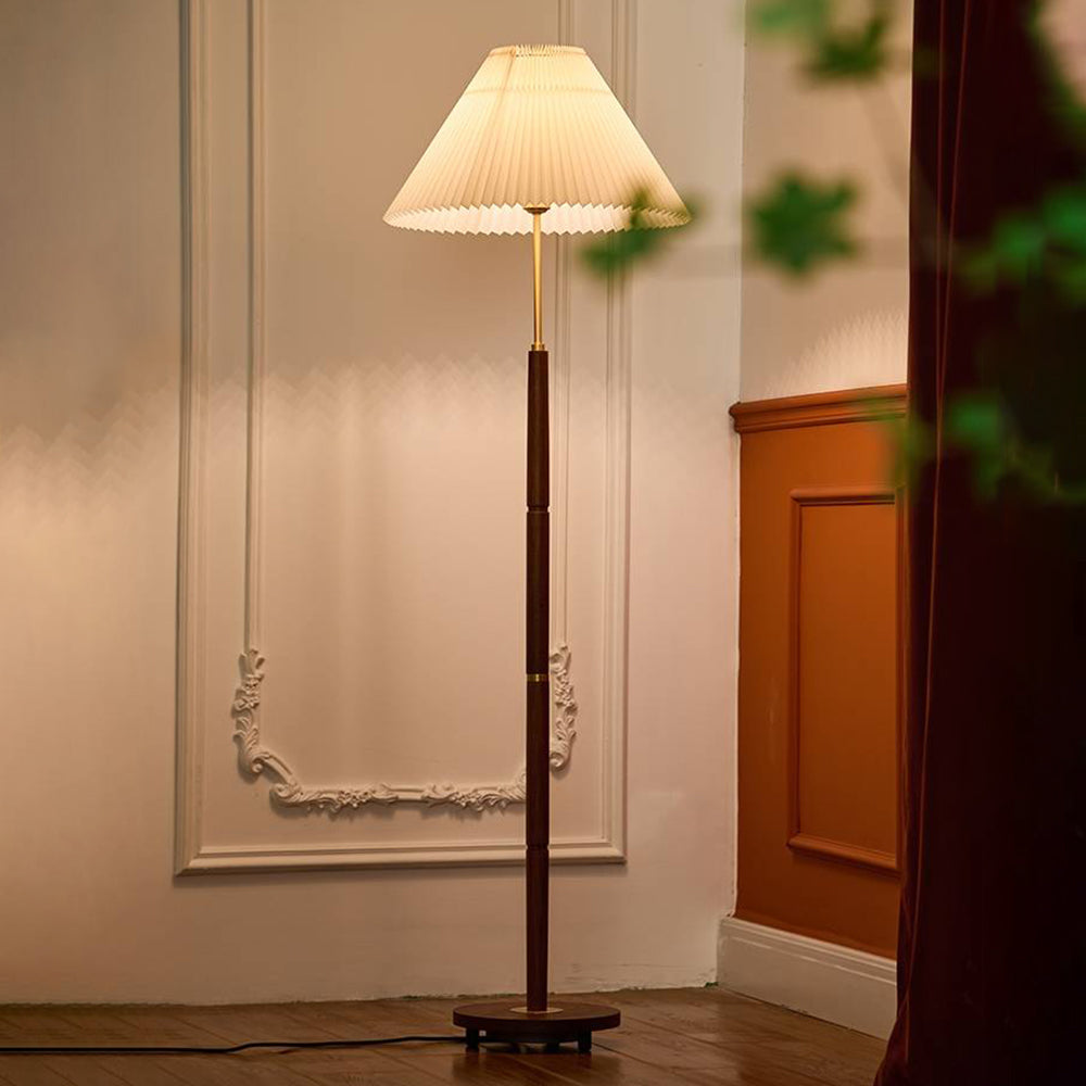 Ozawa Pleated Floor Lamp, 2 Colour - Neutralighting