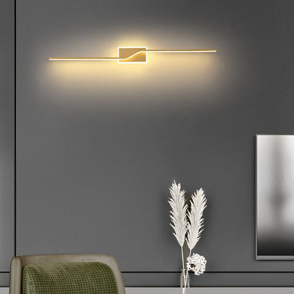 Arisha Luxury Curved Linear Metal Wall Lamp, Gold - Neutralighting