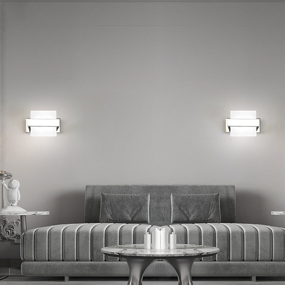 Arisha Modern Square Metal/Acrylic Wall Lamp, Silver, Bathroom - Neutralighting