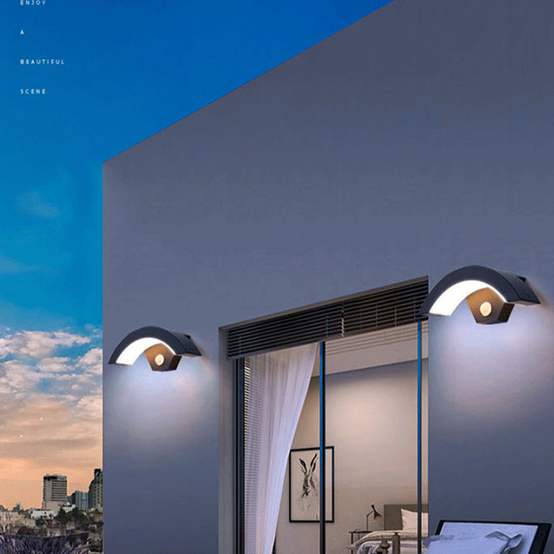 Elvon Nordic Arc Waterproof LED Outdoor Wall Lamp, Black - Neutralighting