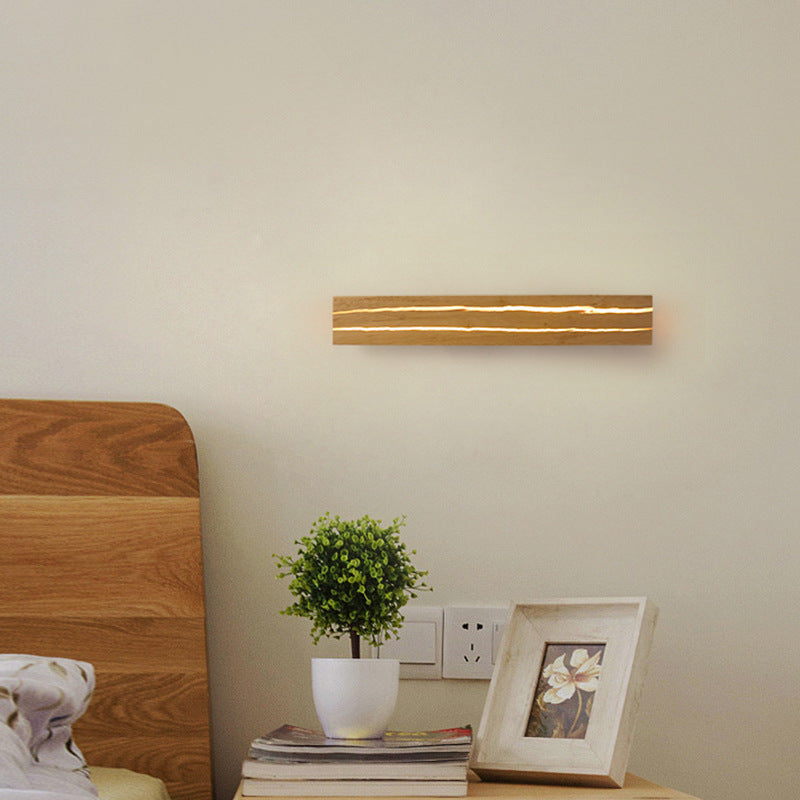 Muto Rotatable Crackle Nature Wood Board LED Wall Lamp - Neutralighting