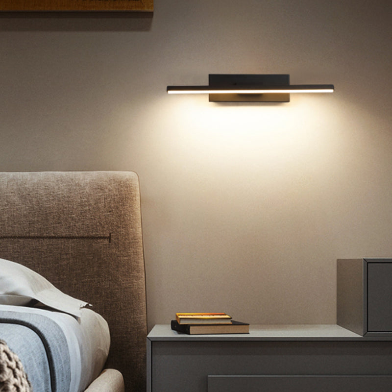 Struve Rotatable Wall Lamp for Bedroom, Black/White - Neutralighting