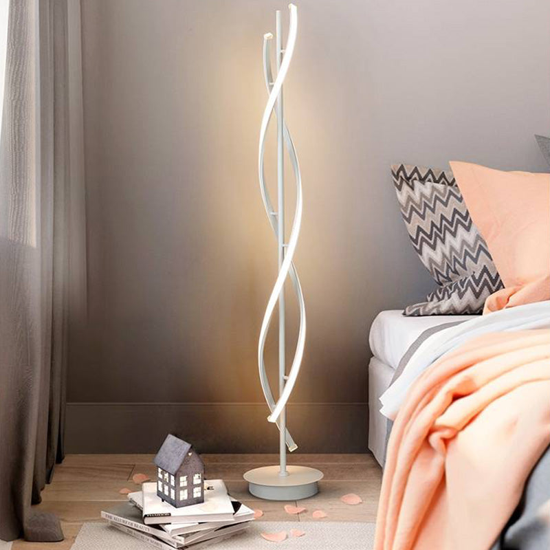 Mira Postmodern Linear Acrylic Floor Lamp, Black/White - Neutralighting
