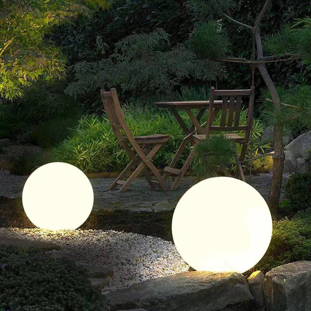 Ray Minimalist Globe LED Outdoor Light, Resin, White - Neutralighting