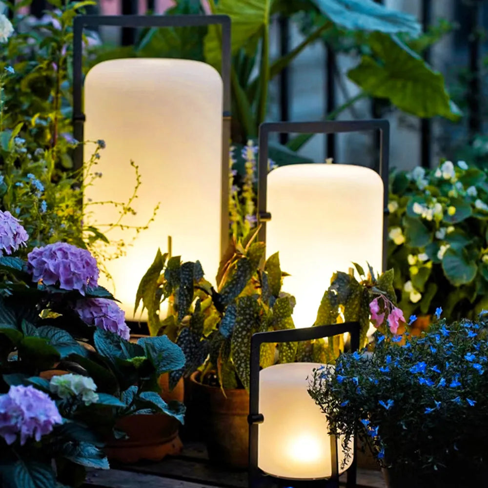Ray Minimalist Glass/Acrylic Outdoor Landscape Pathway Light, White - Neutralighting