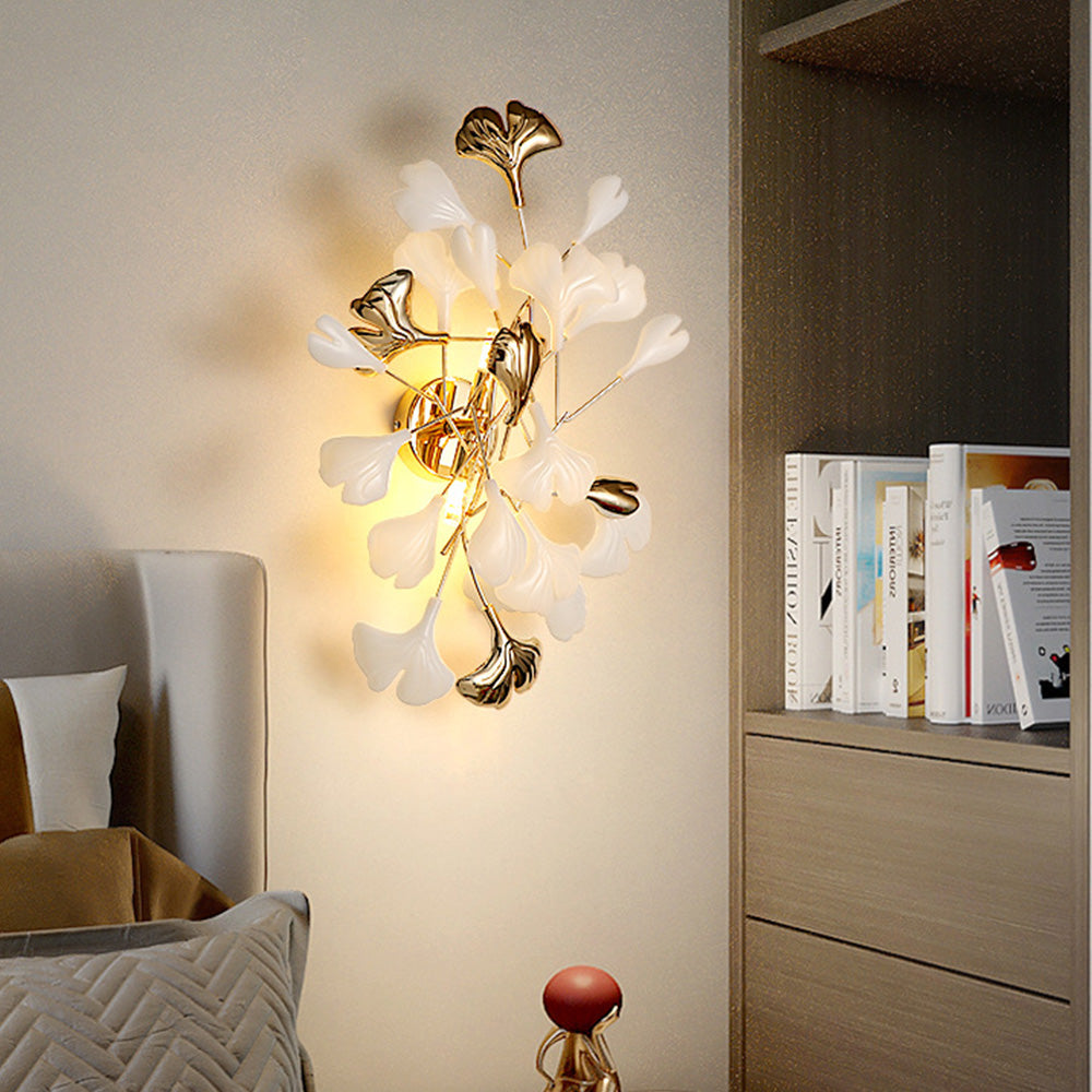 Olivia Decorative Flower in Golden White Ceramic Wall Lamp - Neutralighting