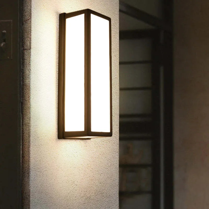 Linae Modern Waterproof Metal Cross Outdoor Wall Lamp, Black - Neutralighting