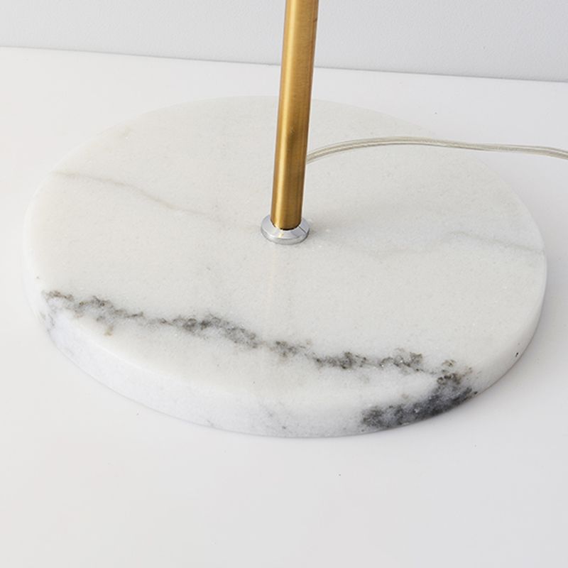 Freja Floor Lamp Vertical Modern/Minimalist, Metal, Multi-Color, Bedroom - Neutralighting