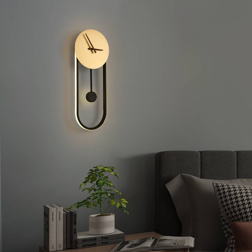 Arisha Nordic Clock Wall Lamp, Gold & Black - Neutralighting