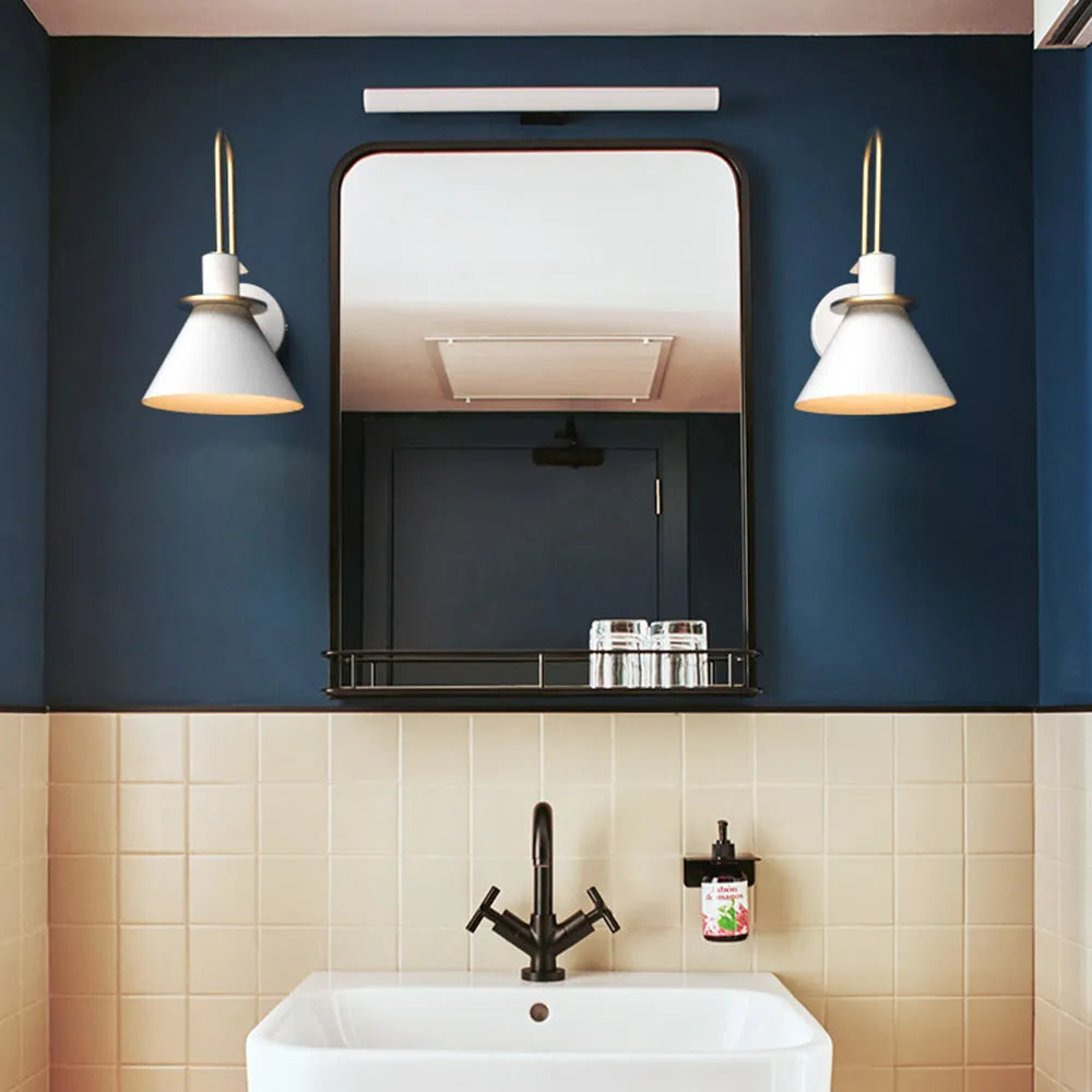 Valentina Vintage Horn Shape Metal Wall Lamp, Living room/Bedroom/Bathroom - Neutralighting