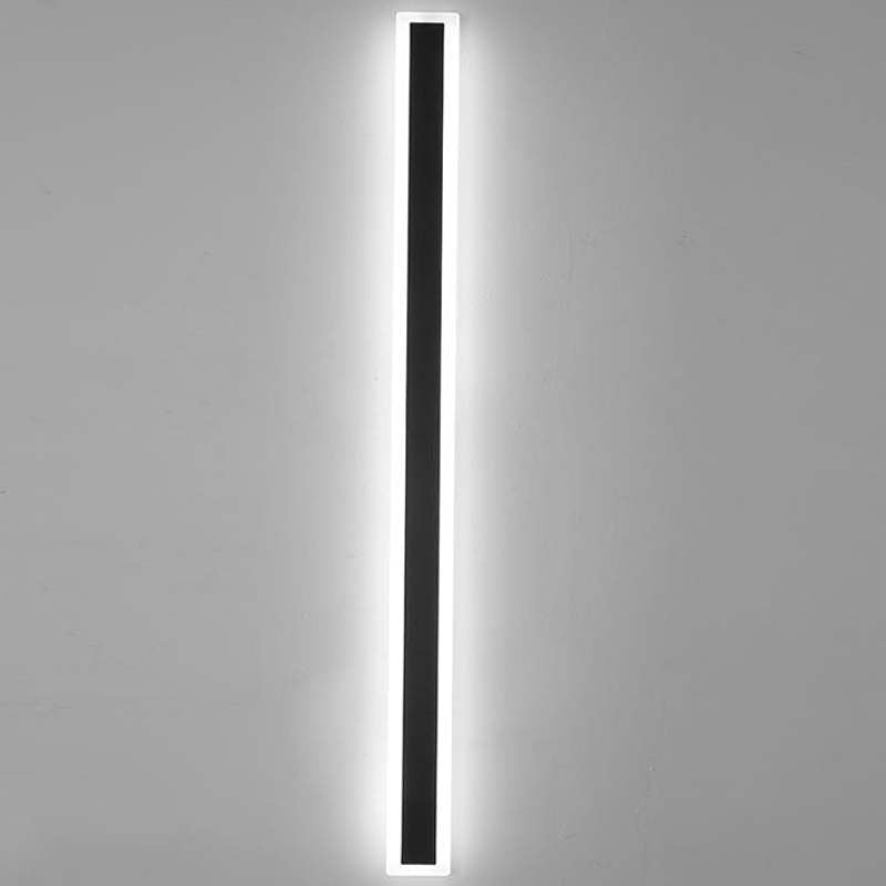 Vynn Linear Outdoor Wall Lamp