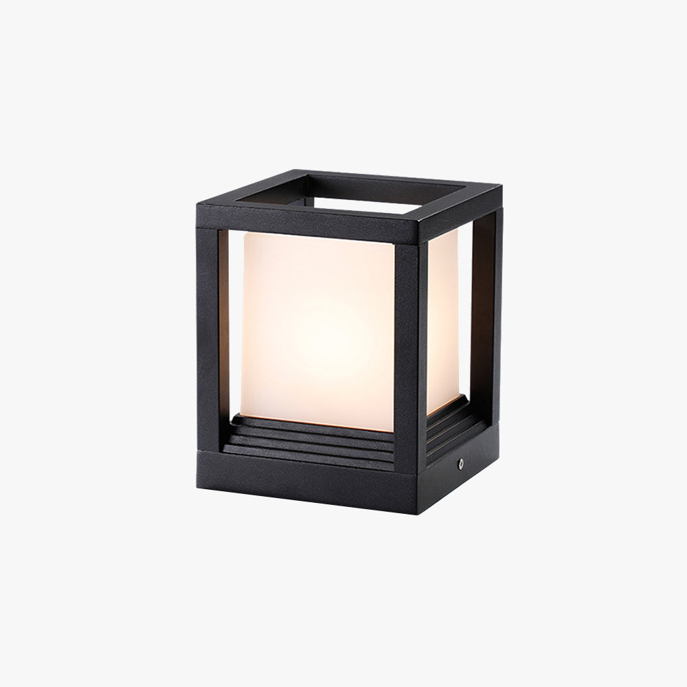 Ray Modern Rectangular Metal Outdoor Lamps, Black - Neutralighting