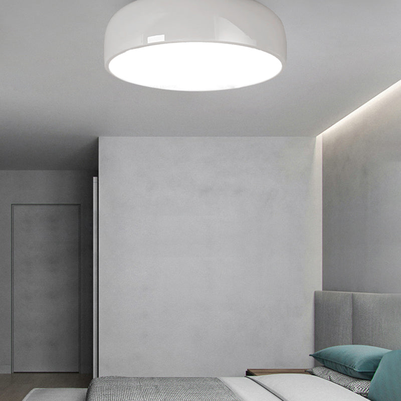 Arisha Modern Dish Shaped Metal Ceiling Light, Black/White - Neutralighting