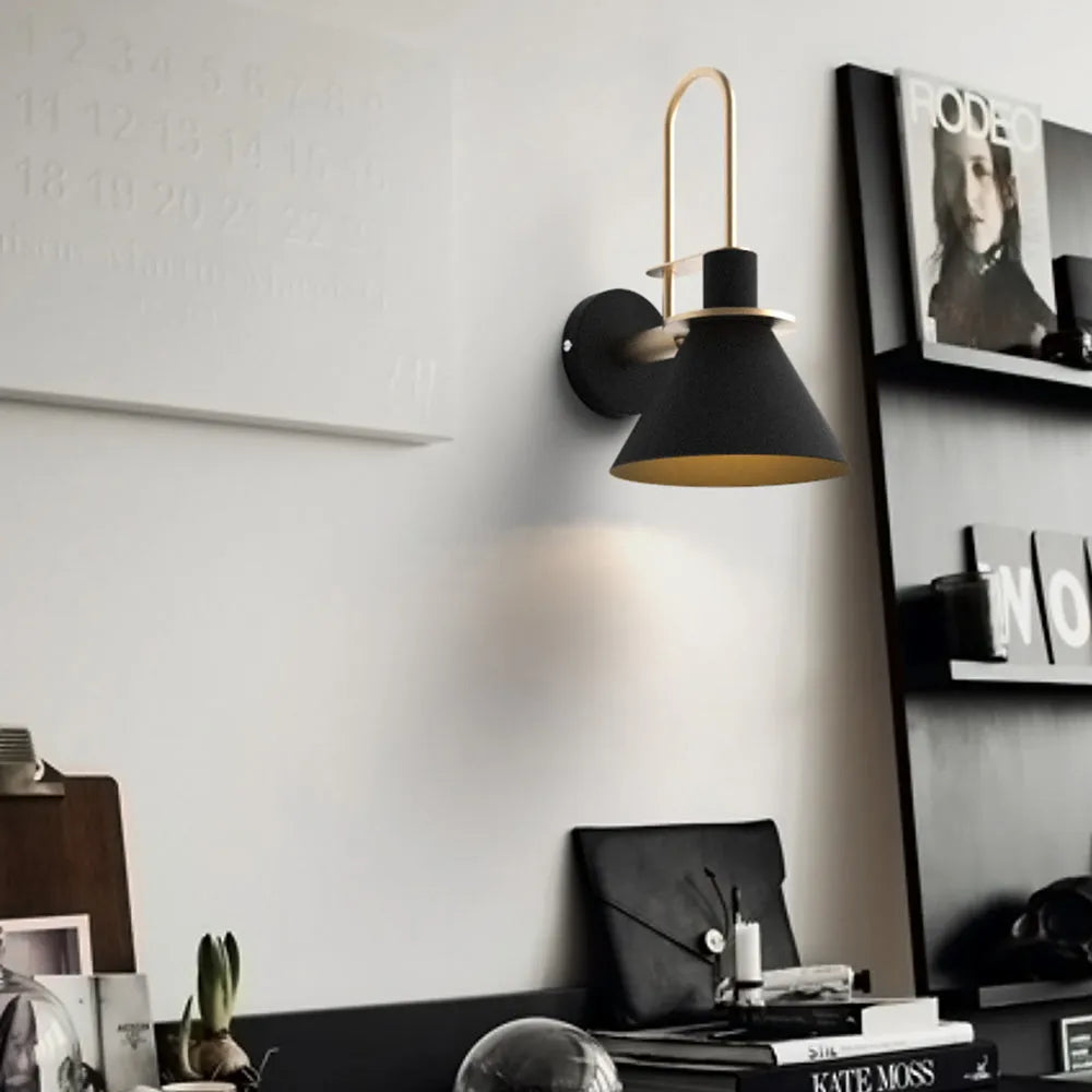 Valentina Vintage Horn Shape Metal Wall Lamp, Living room/Bedroom/Bathroom - Neutralighting