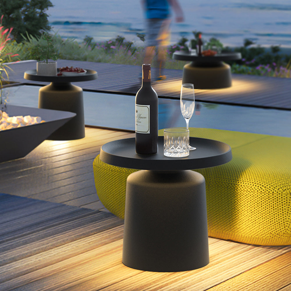 Ray Table Metal Rechargeable/Solar Outdoor Floor Lamp, Black - Neutralighting