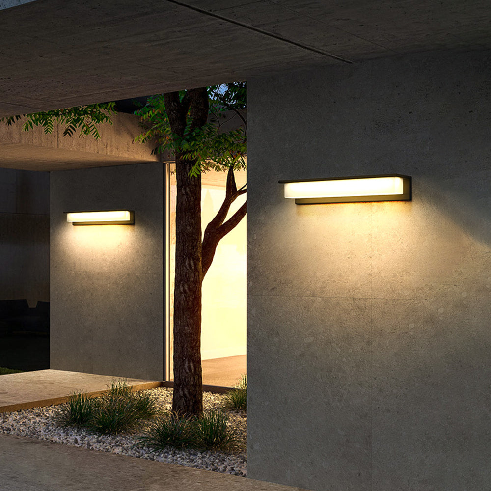 Ray Modern Rectangular Metal/Acrylic Outdoor Solar Wall Lamp, Black - Neutralighting