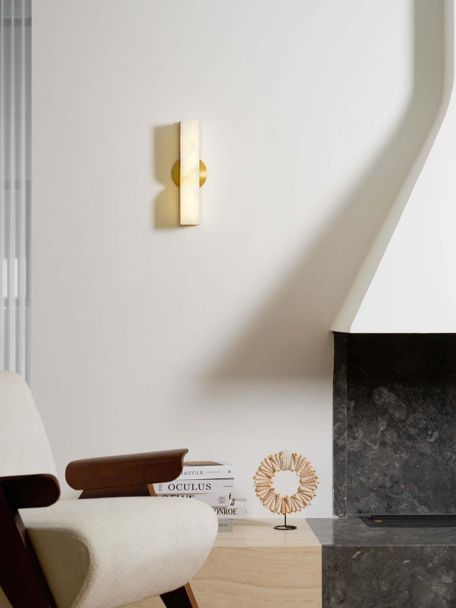 Lunaris Alabaster Rectangular Wall Lamp - Neutralighting