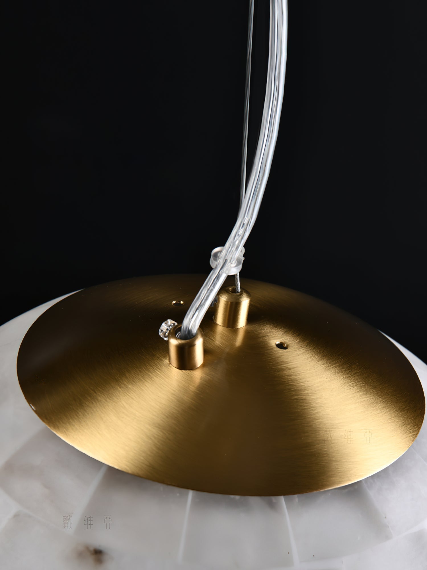 Fljotuvye Modern Ball Alabaster Pendant Light - Neutralighting