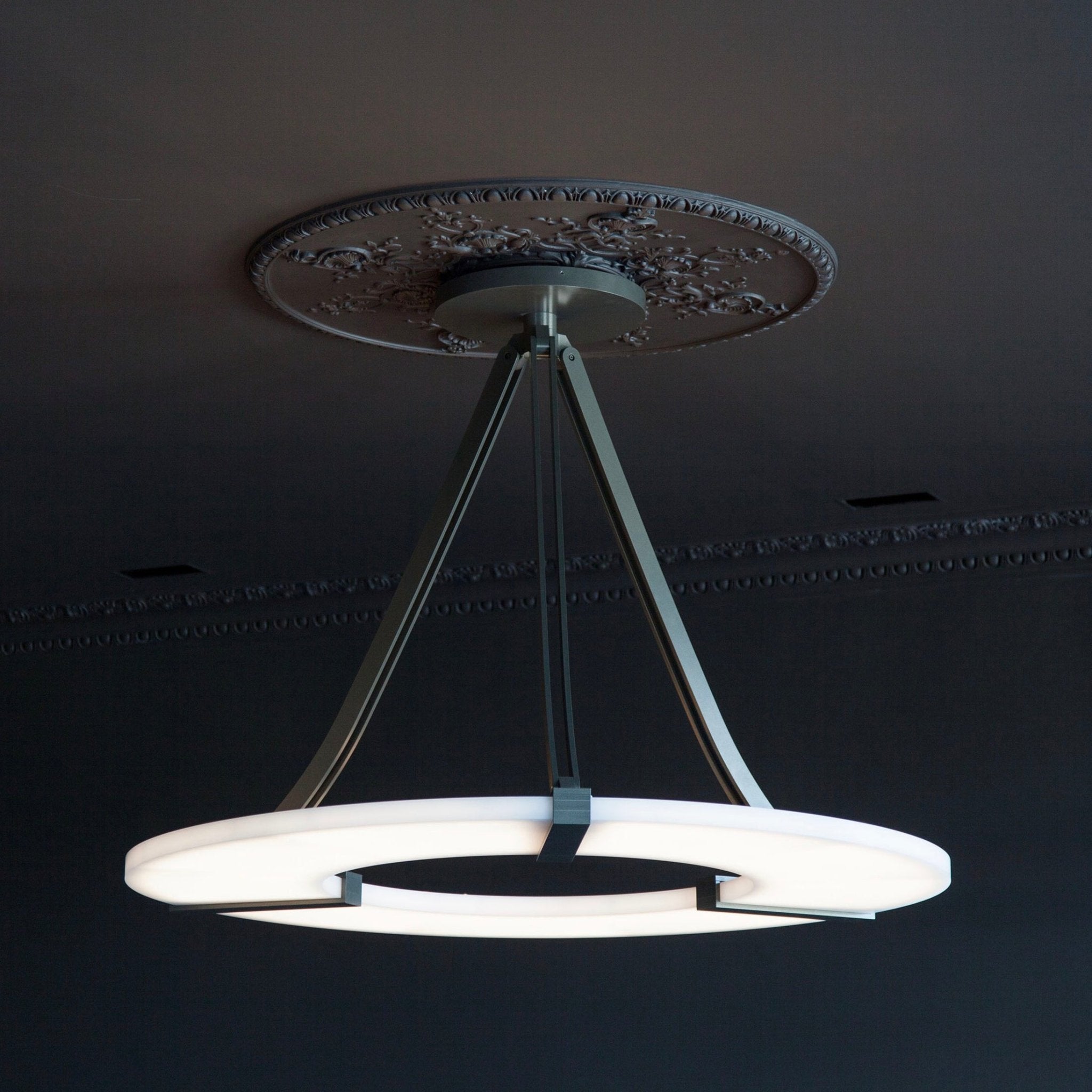 Althea Alabaster Ring Pendant Light Chandelier - Neutralighting