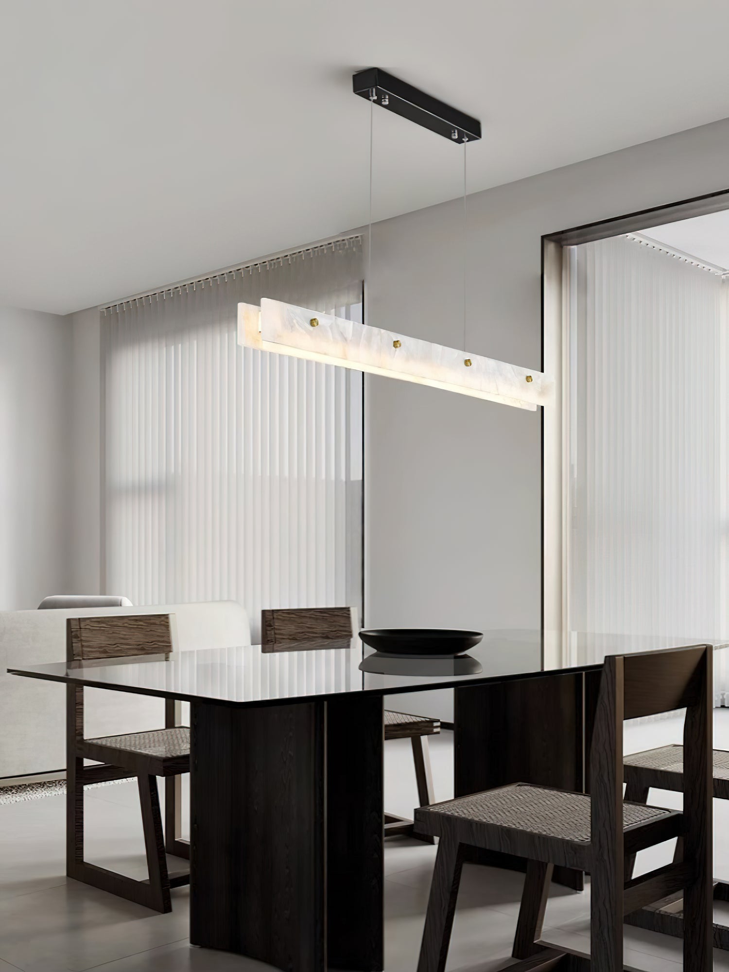 Ljomuvye LED Modern Linear Alabaster Pendant Light - Neutralighting