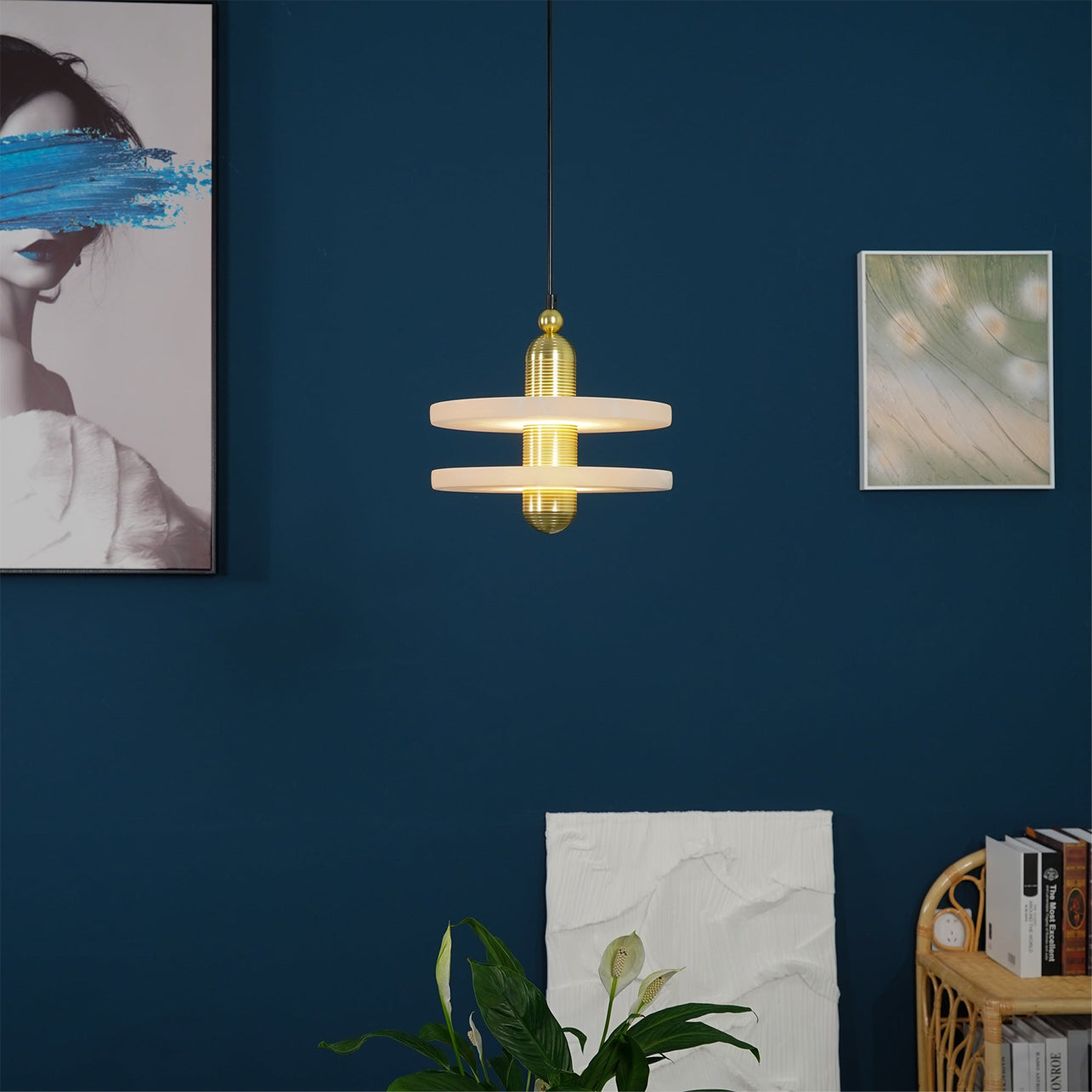 Alabaster Planes Pendant Lamp - Neutralighting