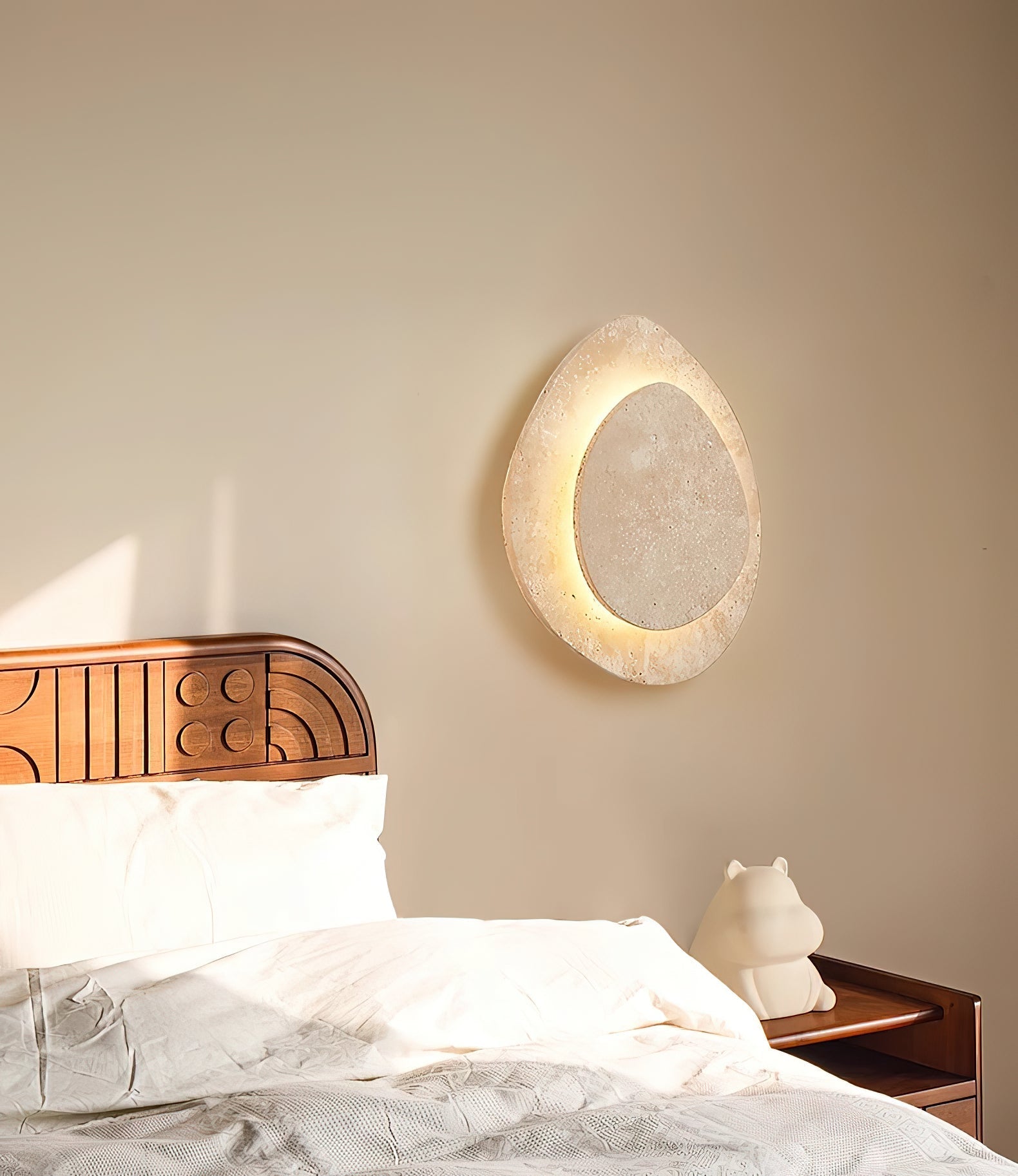 Yrvuvyn Individual Creativity Travertine Wall Lamp - Neutralighting