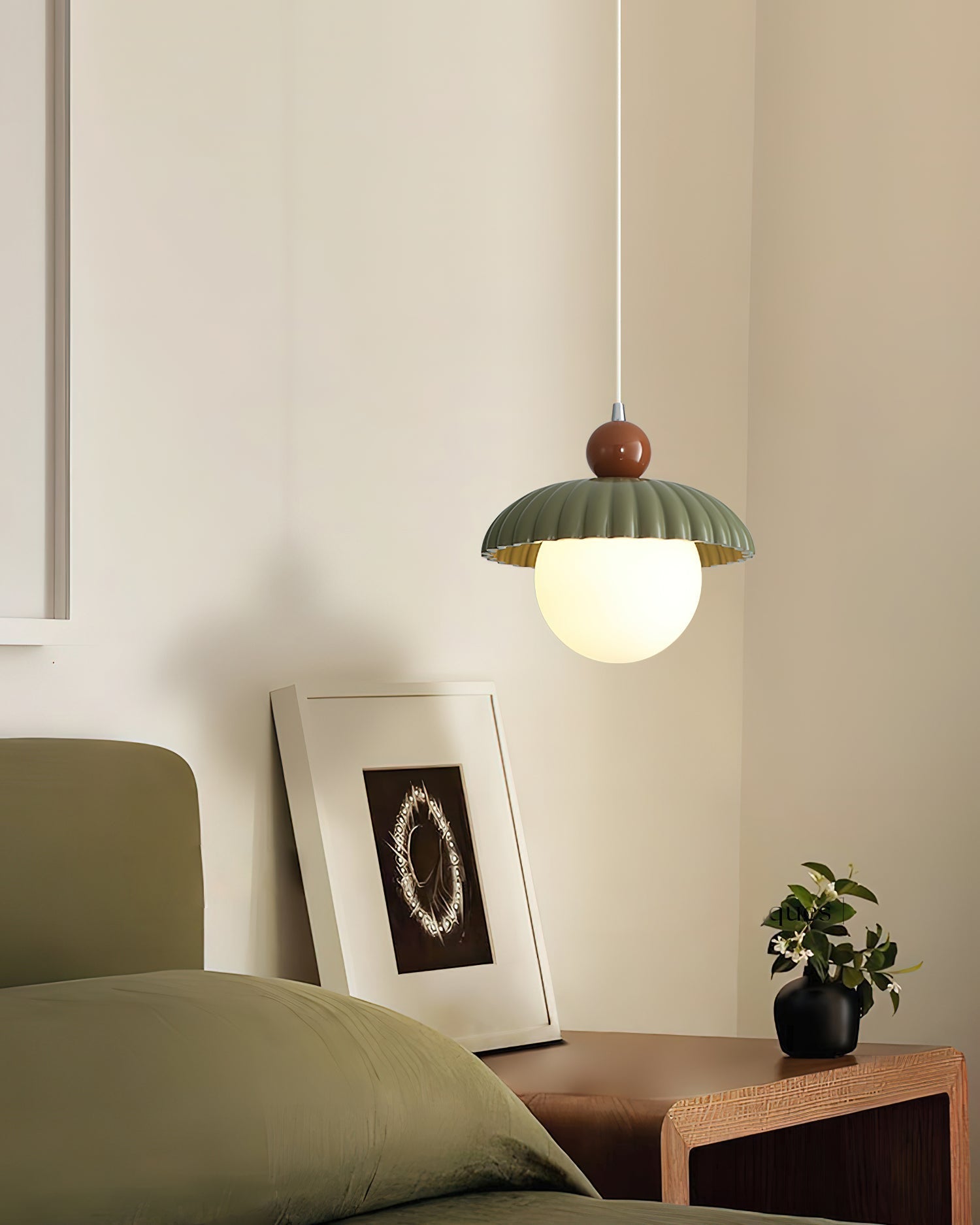 Alien Retro Charm Pendant Light - Neutralighting