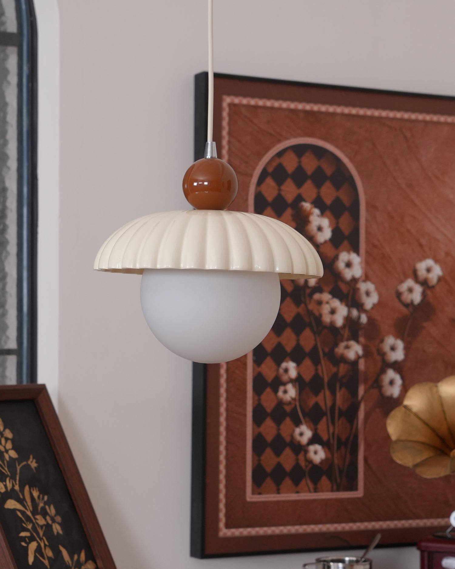 Alien Retro Charm Pendant Light - Neutralighting