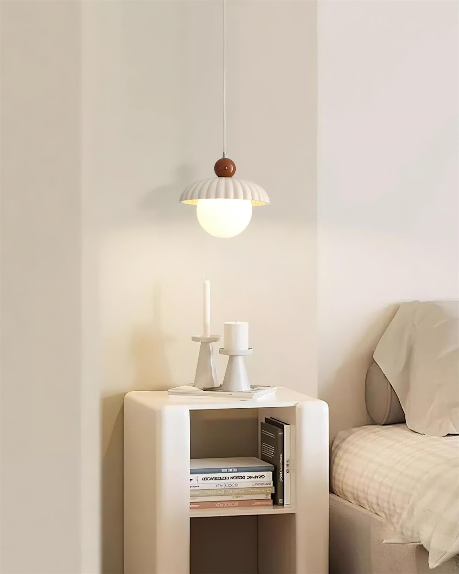 Alien Retro Charm Pendant Light - Neutralighting