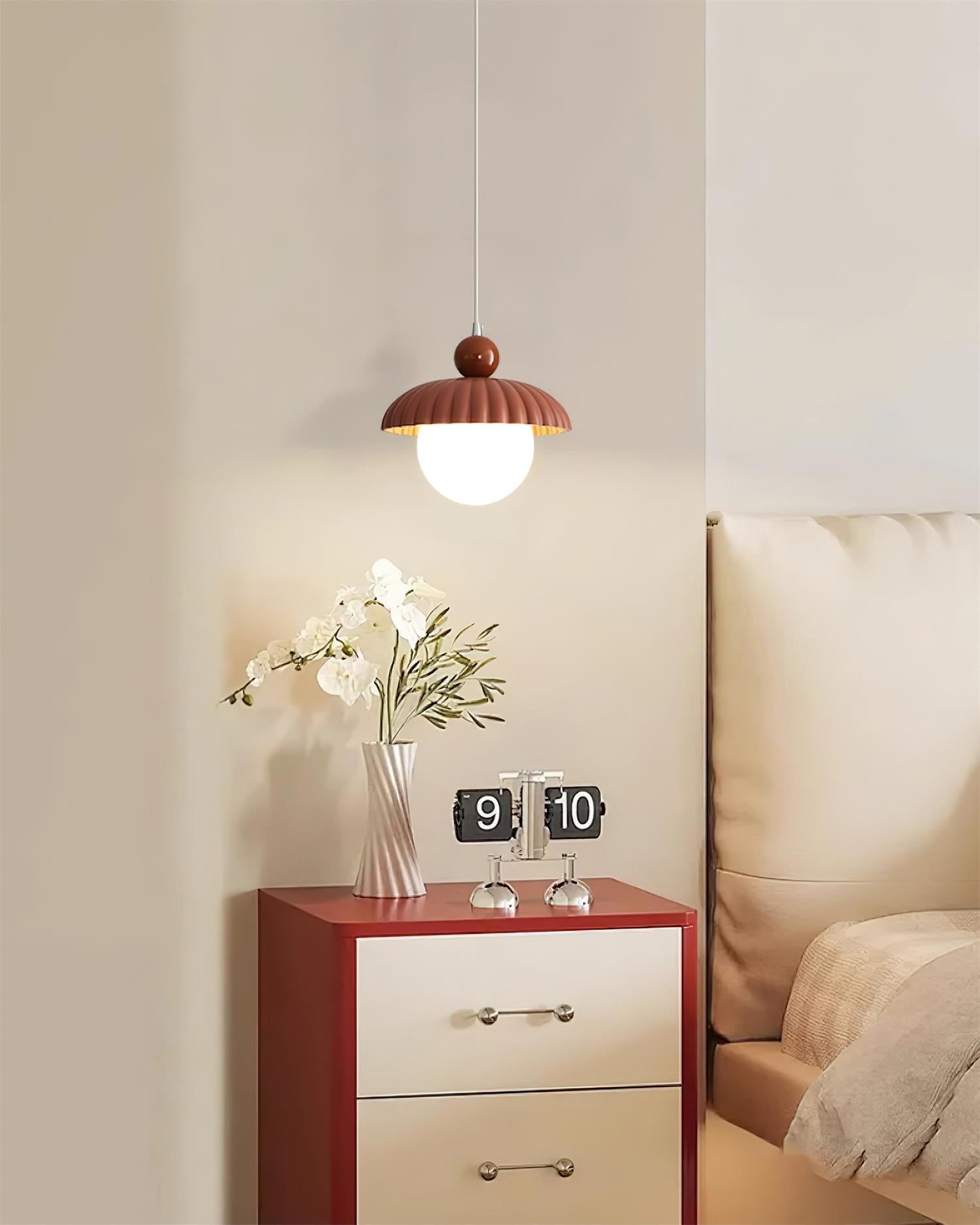 Alien Retro Charm Pendant Light - Neutralighting