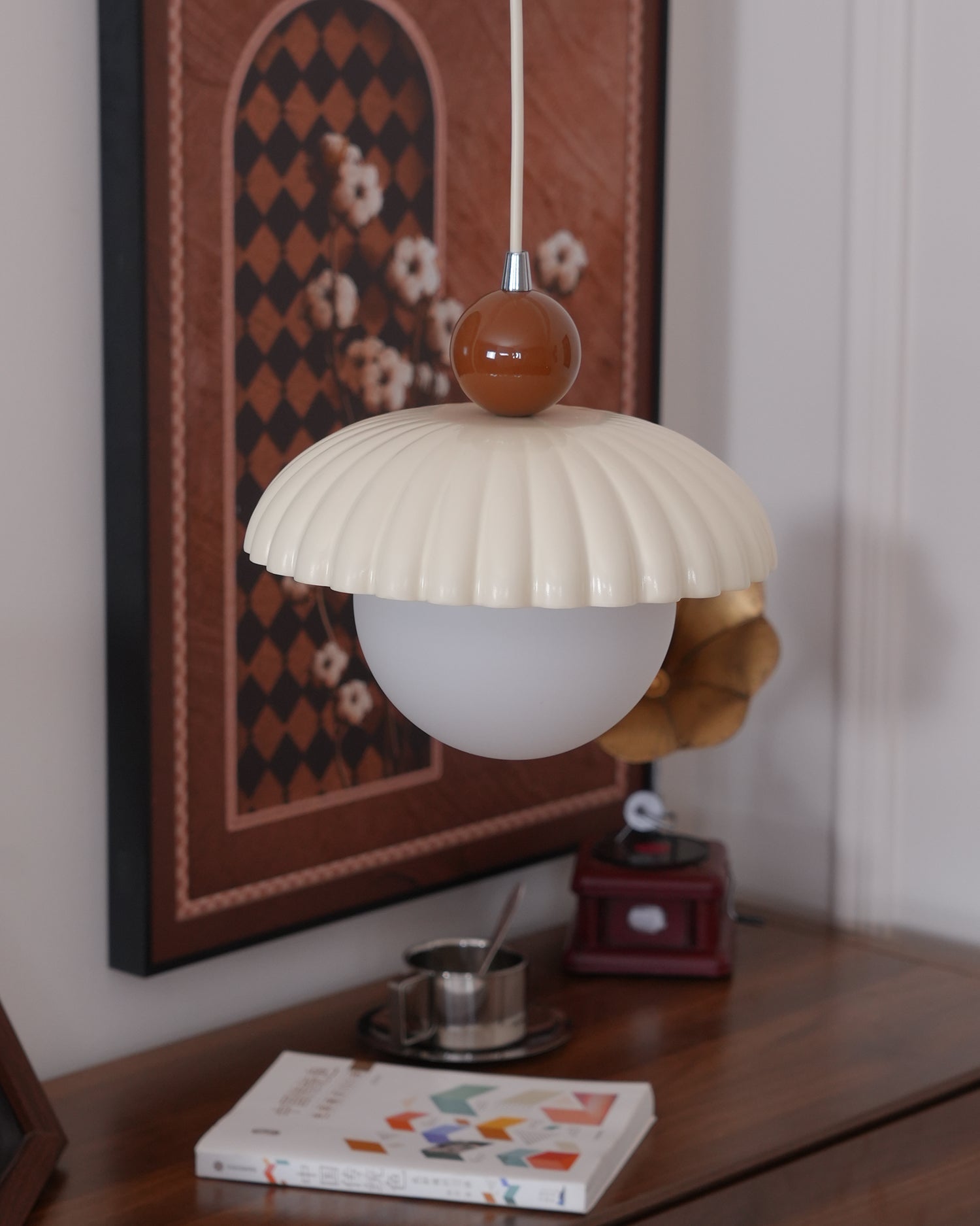 Alien Retro Charm Pendant Light - Neutralighting