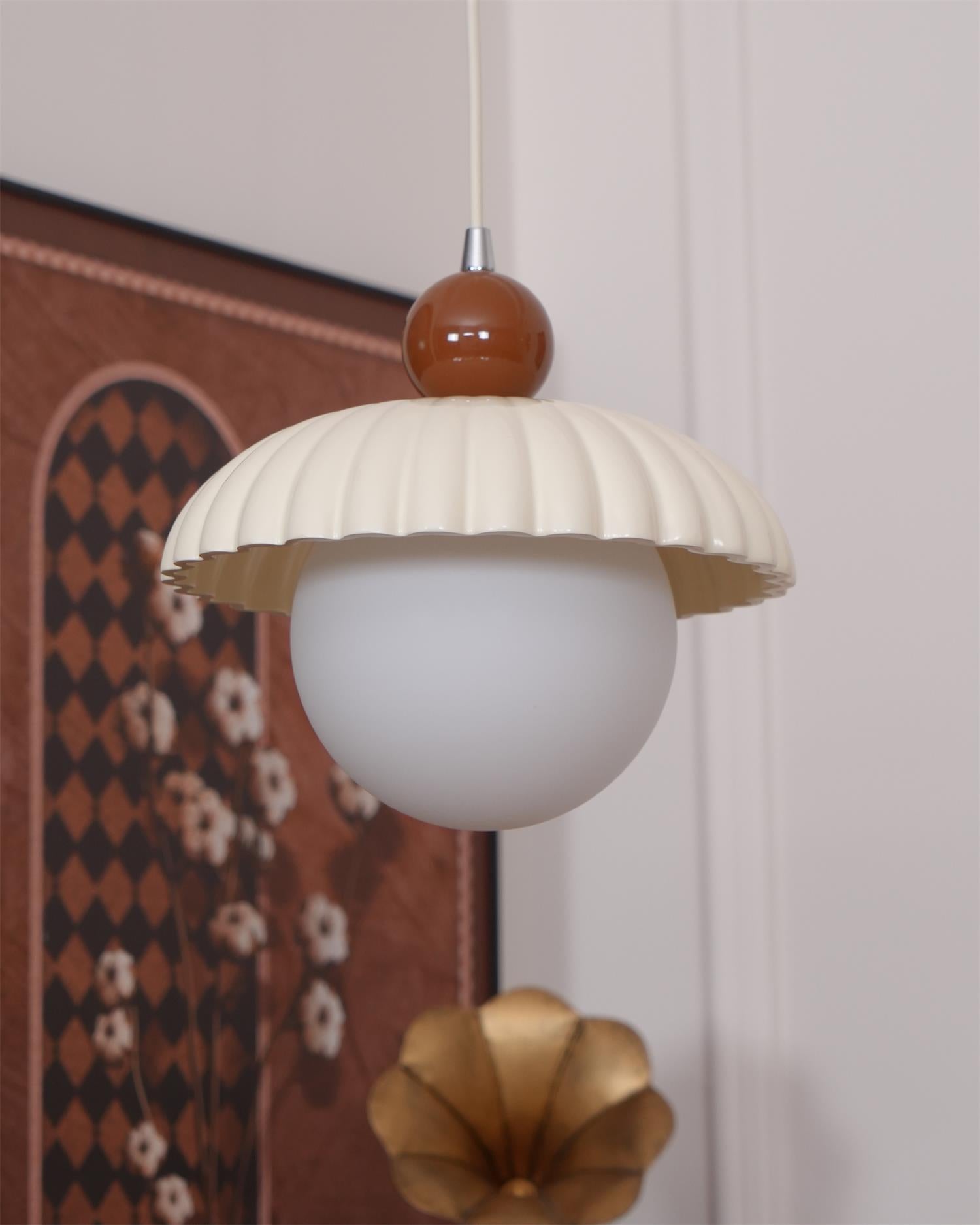 Alien Retro Charm Pendant Light - Neutralighting