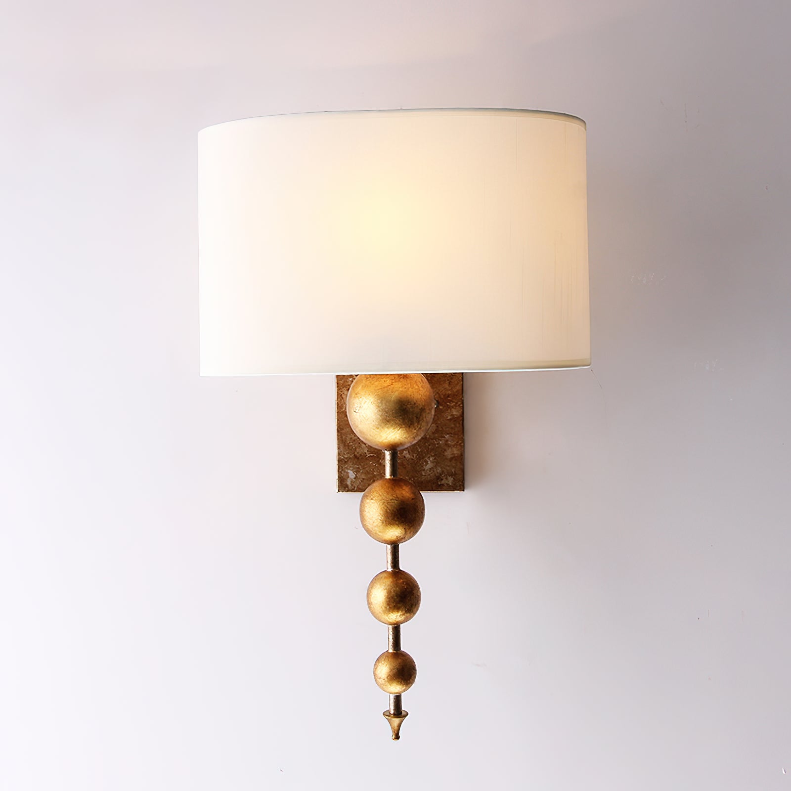 Eirikuvyn Premium Modern Metal Fabric Wall Lamp - Neutralighting